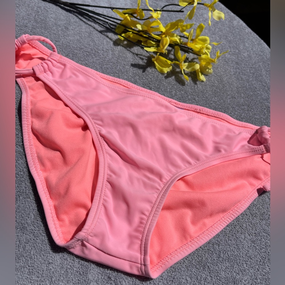 Pink bikini bottoms